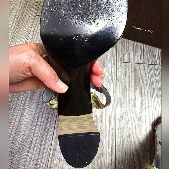 Gucci Sandals - Picture 11 of 14